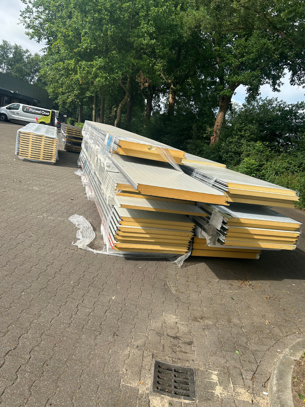 B-keus sandwichpanelen