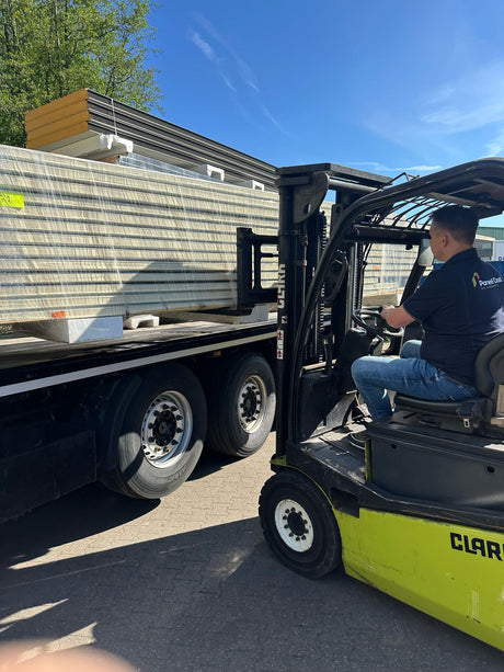 Lossen B-keus sandwichpanelen